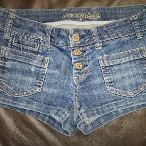 SIZE 4 AMERICAN EAGLE SHORTS